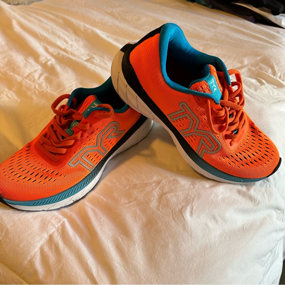 TYR Runners